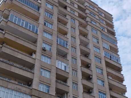 Elan №6196037 - Bakı, Elmlər Akademiyası m., 3 otaqlı, 125 m², 4/17 mərtəbə