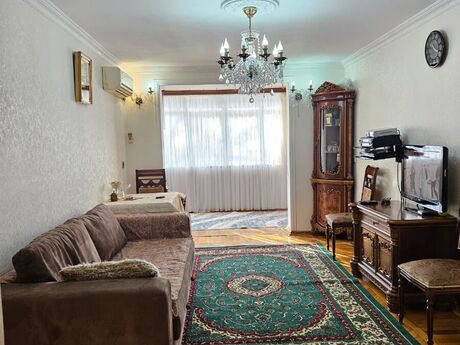 м. Элмляр Академиясы