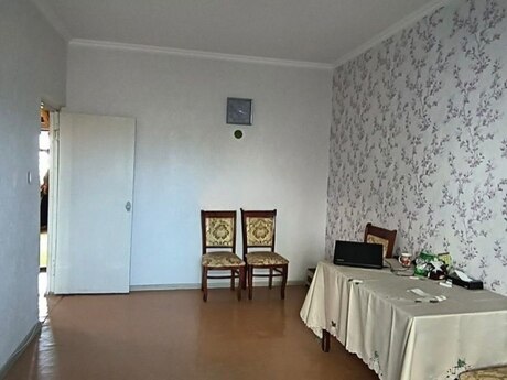 3 otaqlı köhnə tikili - Xalqlar Dostluğu m. - 85 m²