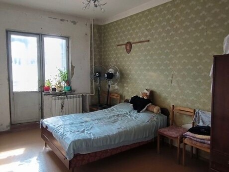3 otaqlı köhnə tikili - Xalqlar Dostluğu m. - 85 m²