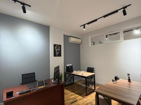 1 otaqlı ofis - Nizami m. - 30 m²