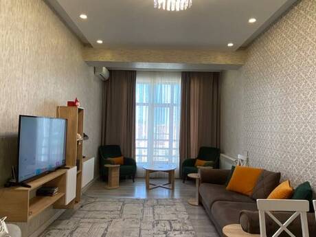 Elan №6198053 - Bakı, Şah İsmayıl Xətai m., 2 otaqlı, 65 m², 15/18 mərtəbə