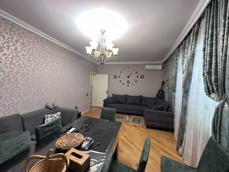 3 otaqlı mənzil, 82 m², Bakıxanov: 190 000 ₼ 2