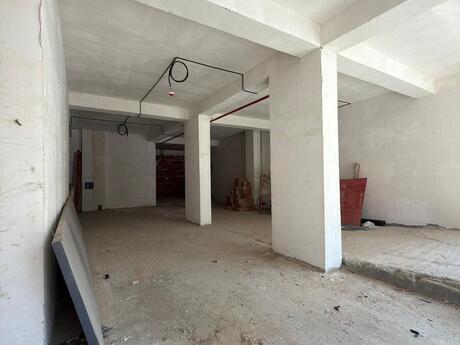 Obyekt - Ağ şəhər q. - 410 m²