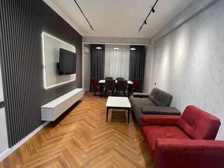 Elan №6198227 - Bakı, Şah İsmayıl Xətai m., 2 otaqlı, 74 m², 8/15 mərtəbə
