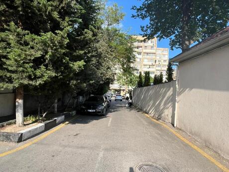 Elan №6198398 - Bakı, Elmlər Akademiyası m., 2 otaqlı, 50 m², 2/5 mərtəbə