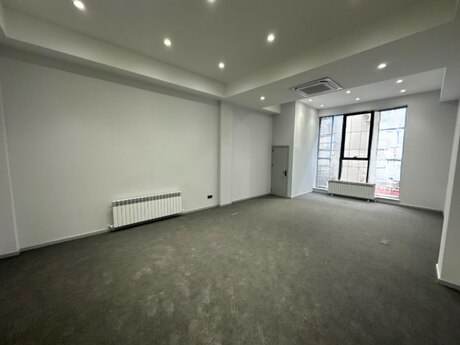 9 otaqlı ofis - Nəriman Nərimanov m. - 400 m²
