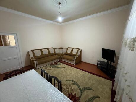 2 otaqlı həyət evi/bağ evi - Xətai r. - 60 m²