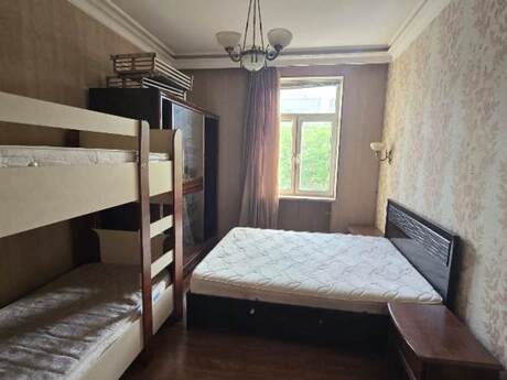 2 otaqlı köhnə tikili - Nizami m. - 50 m²