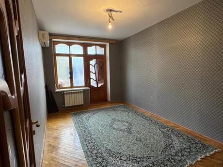 4-комн. вторичка - м. Кара Караев - 110 м²
