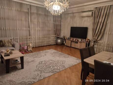 3 otaqlı yeni tikili - Azadlıq Prospekti m. - 130 m²