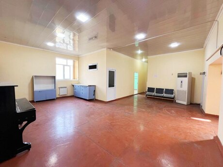 Elan №6198865 - Bakı, Qara Qarayev m., 11 otaqlı, 270 m²