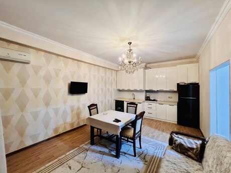 3 otaqlı yeni tikili - 28 May m. - 82 m²