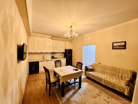 Elan №6198967 - Bakı, 28 May m., 3 otaqlı, 82 m², 5/16 mərtəbə