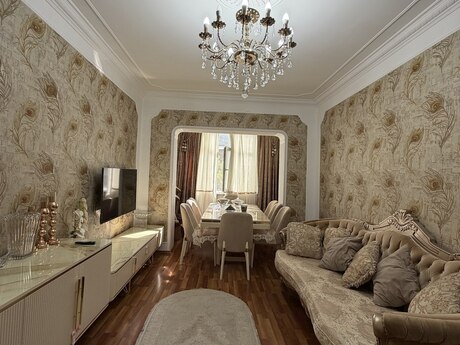 4 otaqlı mənzil, 100 m², Bakıxanov: 255 000 ₼ 2