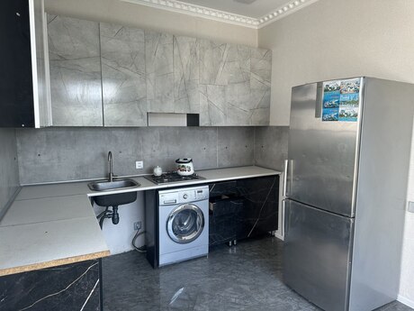 3 otaqlı həyət evi/bağ evi - Buzovna q. - 140 m²