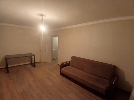 2 otaqlı köhnə tikili - Xırdalan - 42 m²