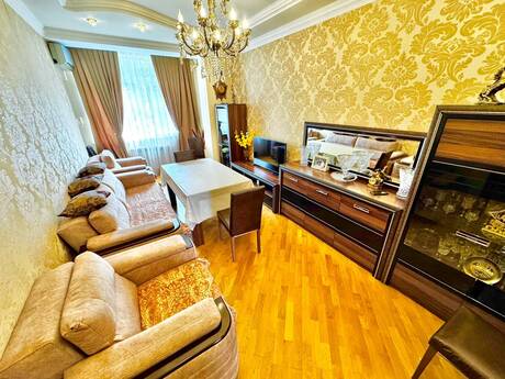 3-комнатная квартира, 75 м², Qara Qarayev: 220 000 ₼ 3