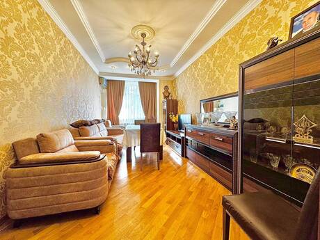 3-комнатная квартира, 75 м², Qara Qarayev: 220 000 ₼ 2