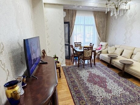 2-room apartment, 82 m², Qara Qarayev: 275 000 ₼ 3