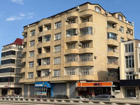 Объявление №6199620 - Баку, м. Гянджлик, 4-комн., 186 м², 5/7 этаж