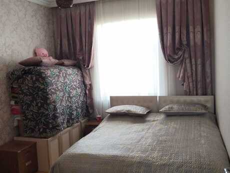 4 otaqlı həyət evi/bağ evi - Xətai r. - 145 m²