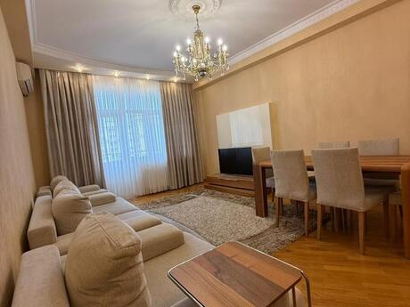 3 otaqlı mənzil, 90 m², Əhmədli: 235 000 ₼ 3