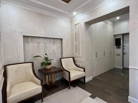 4 otaqlı mənzil, 209 m², Grand Hayat: 790 000 ₼ 4