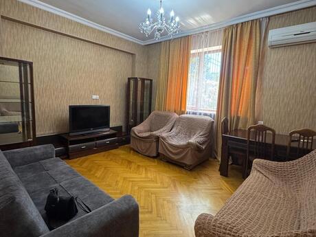 Elan №6200081 - Bakı, Nəsimi r., 2 otaqlı, 70 m², 2/5 mərtəbə