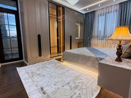 3 otaqlı mənzil, 99 m², Əhmədli: 330 000 ₼ 2