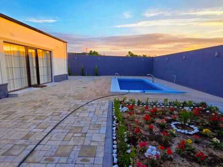 4 otaqlı həyət evi/bağ evi - Albalılıq q. - 150 m²