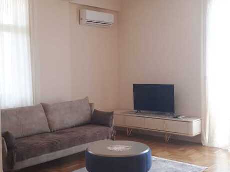 Elan №6200402 - Bakı, Memar Əcəmi m., 3 otaqlı, 120 m², 4/7 mərtəbə