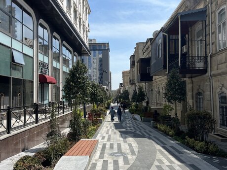 4 otaqlı mənzil, 246 m², Nizami: 830 000 ₼ 2