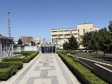 Elan №6200499 - Bakı, Memar Əcəmi m., 3 otaqlı, 75 m², 1/5 mərtəbə