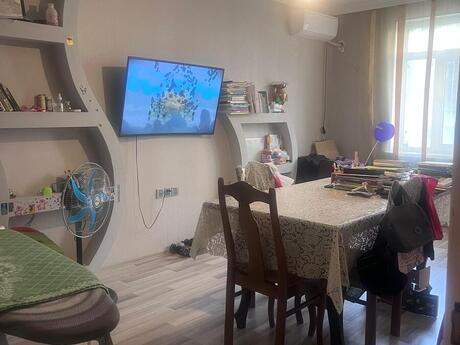 Объявление №6200579 - Баку, м. Ази Асланов, 2-комн., 60 м², 4/9 этаж
