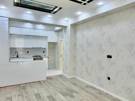 3-комн. новостройка - м. 20 января - 75 м²