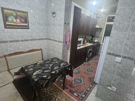 2 otaqlı köhnə tikili - 8-ci mikrorayon q. - 60 m²