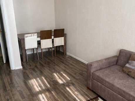 1 otaqlı yeni tikili - İnşaatçılar m. - 60 m²