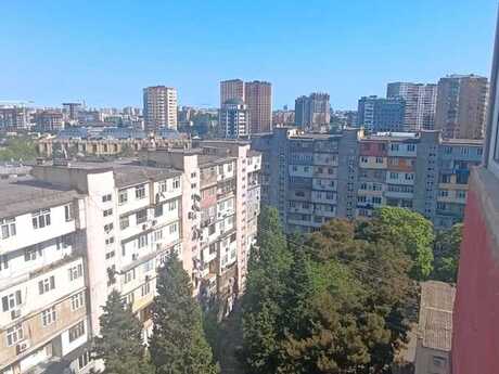 4-комнатная квартира, 150 м², Azadlıq Prospekti: 300 000 ₼ 2