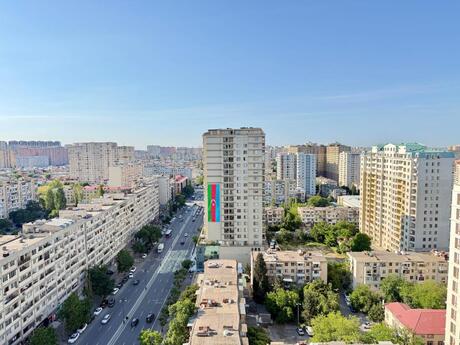 Elan №6201212 - Bakı, İnşaatçılar m., 3 otaqlı, 130 m², 17/18 mərtəbə