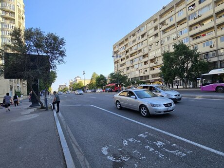 Obyekt - İnşaatçılar m. - 50 m²
