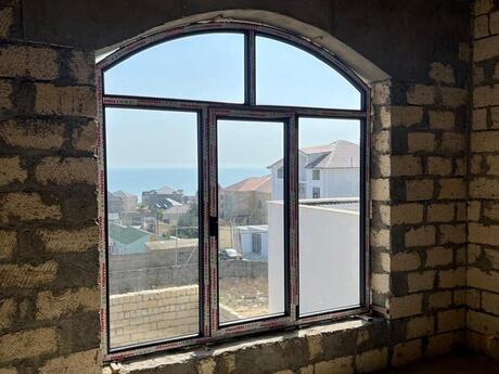 4 otaqlı həyət evi/bağ evi - Badamdar q. - 370 m²