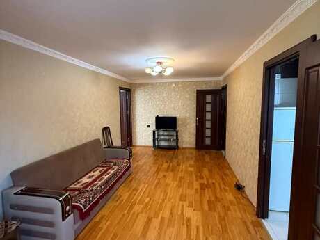 2 otaqlı köhnə tikili - İnşaatçılar m. - 50 m²