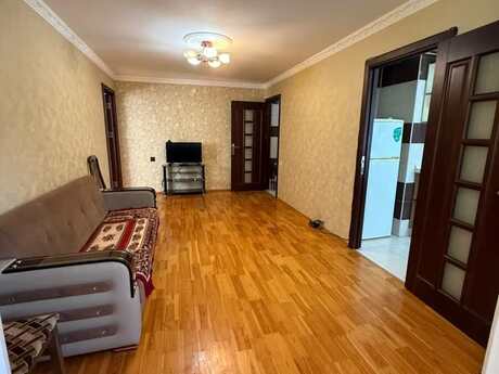 2 otaqlı köhnə tikili - İnşaatçılar m. - 50 m²