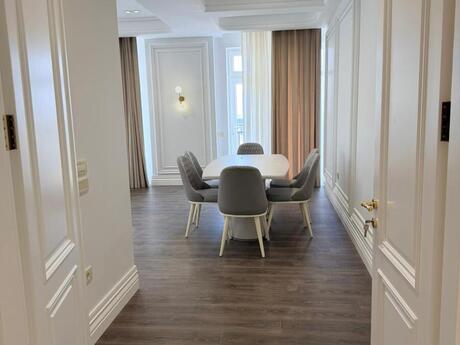 4 otaqlı yeni tikili - Ağ şəhər q. - 205 m²