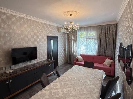 Elan №6201397 - Bakı, İnşaatçılar m., 3 otaqlı, 70 m², 2/5 mərtəbə