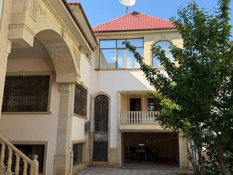 12 otaqlı həyət evi/bağ evi - Nəsimi m. - 600 m²