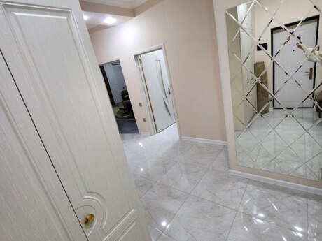 Elan №6201677 - Bakı, Sabunçu r., 2 otaqlı, 80 m², 3/8 mərtəbə