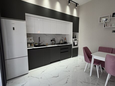 3 otaqlı həyət evi/bağ evi - Şüvəlan q. - 170 m²