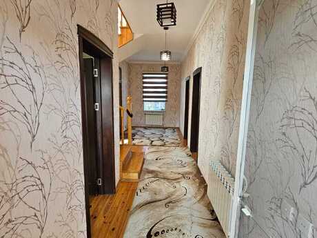 6 otaqlı həyət evi, 200 m², Yeni Ramana: 125 000 ₼ 2